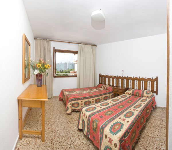 White - Adults Only 4* Ibiza